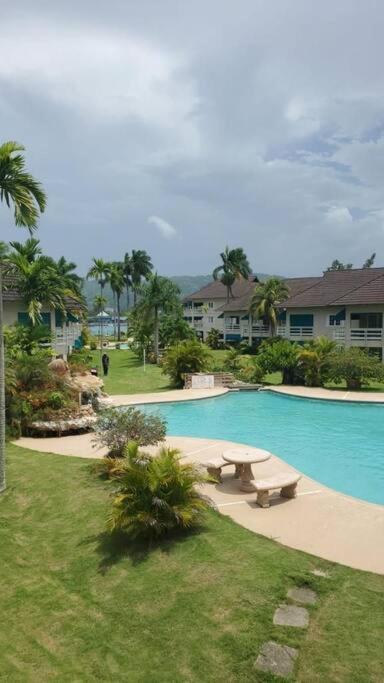 Chalet Cassie Daire Montego Bay Dış mekan fotoğraf